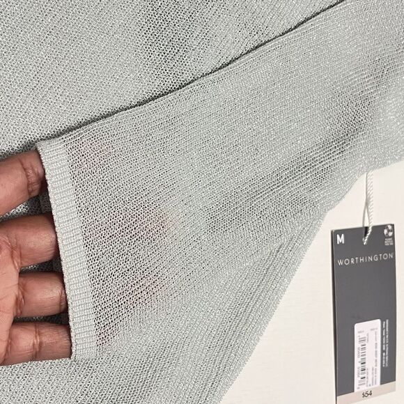 NWT Lightweight Silver Metallic Sweater Sz M - Picture 5 of 8